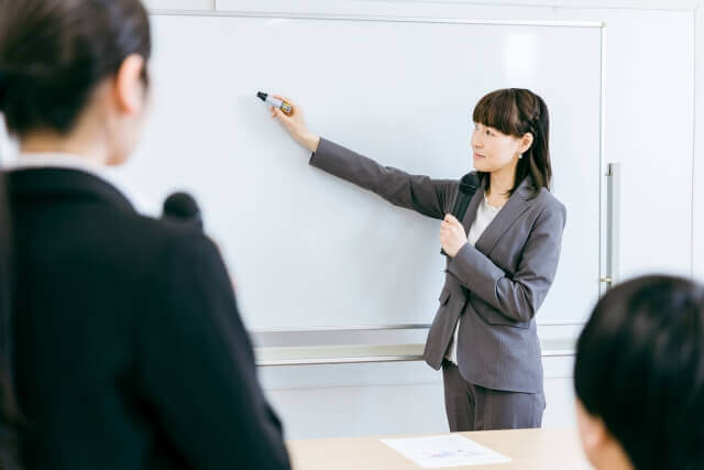 仕事で上司に
気をつかわせずにすむ